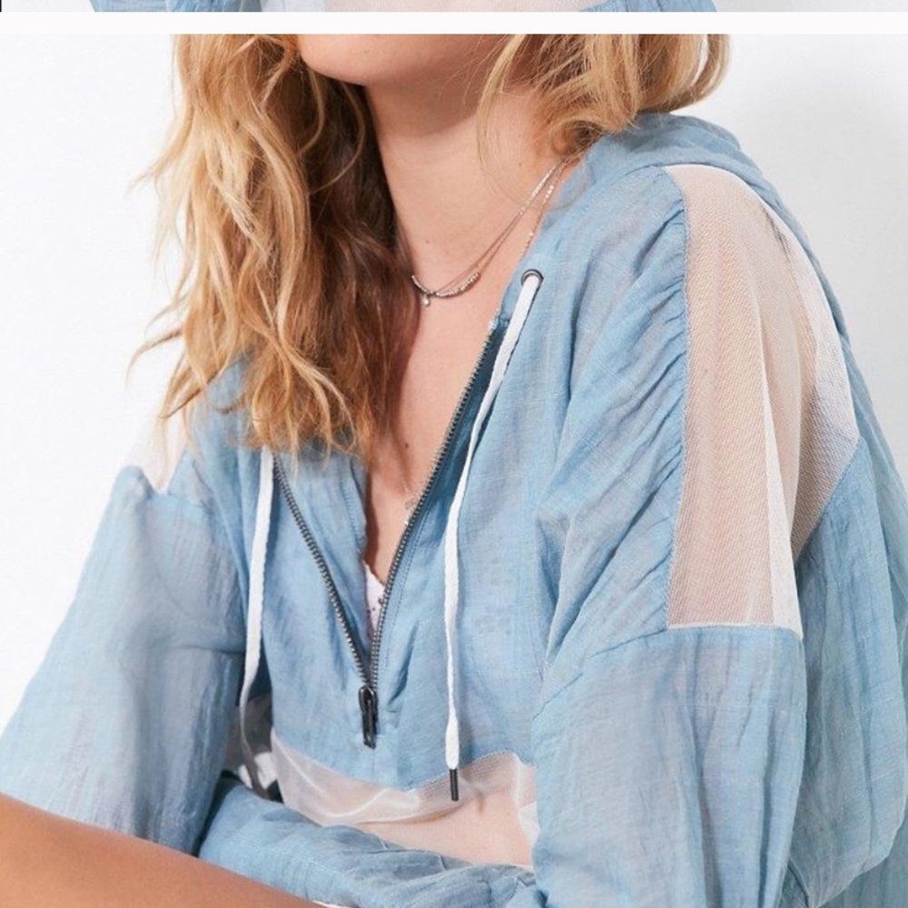Urban Outfitters blue sport zip popover